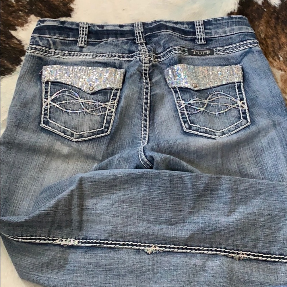 Cowgirl Tuff Sparkle Light jeans 34w by 33l